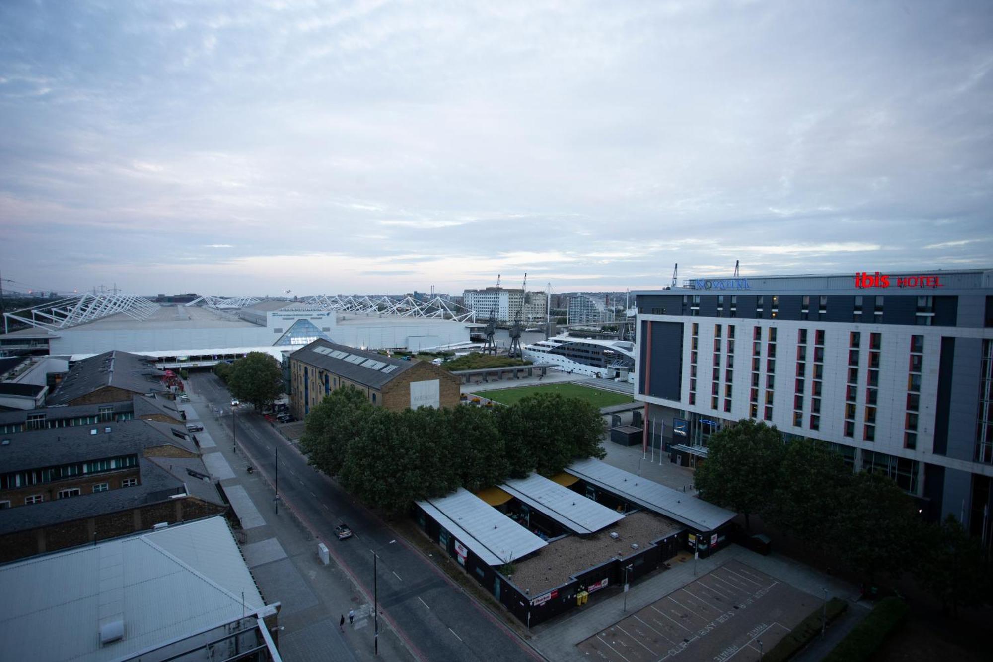 Apartament Modern Gem Near Excel & O2 Arena Balcony! *